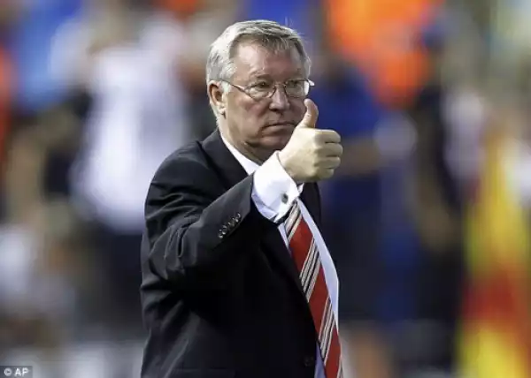 UNBELIEVABLE: Alex Ferguson’s Last Chewed Gum As Manager Sold For 181.4 Million Naira (Photo)